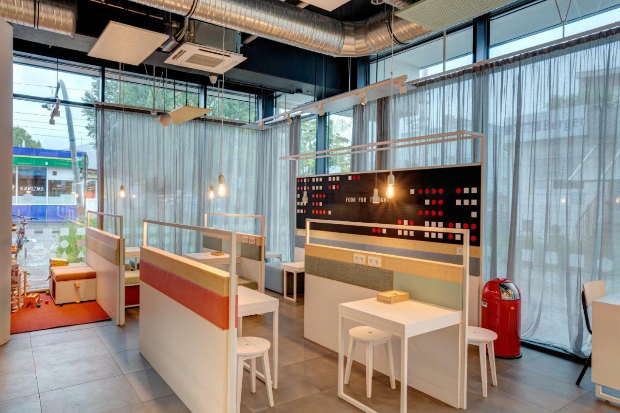 Meininger Hotel Heidelberg Hauptbahnhof Экстерьер фото
