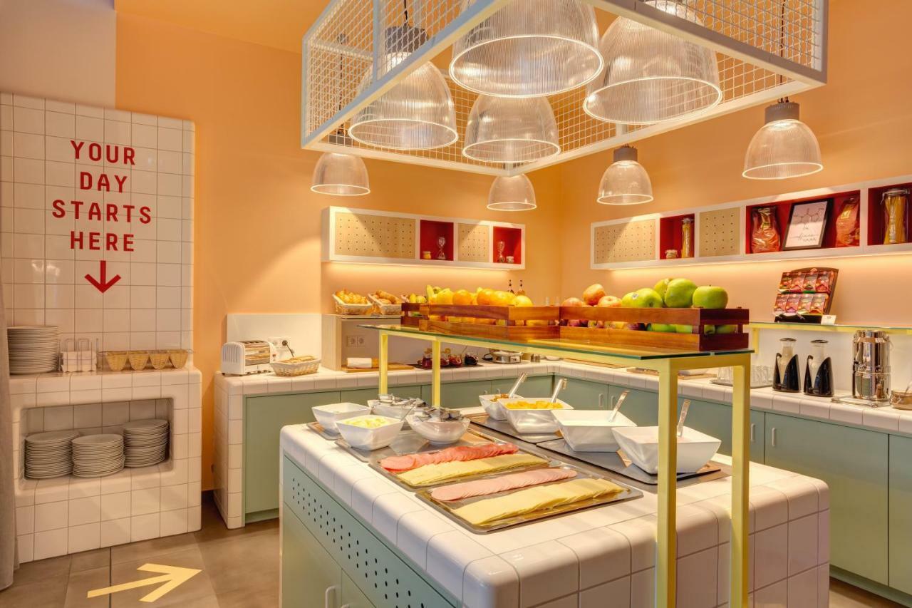 Meininger Hotel Heidelberg Hauptbahnhof Экстерьер фото